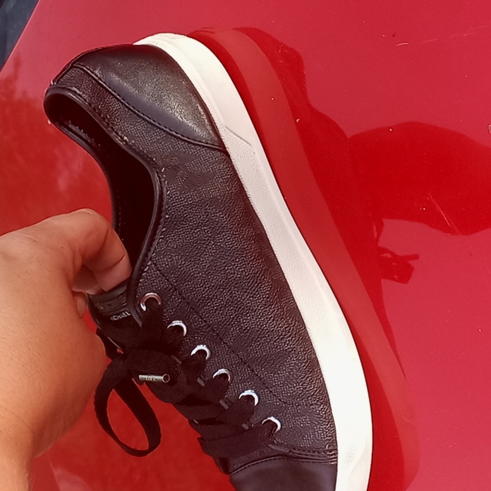 Mk shoes size 10